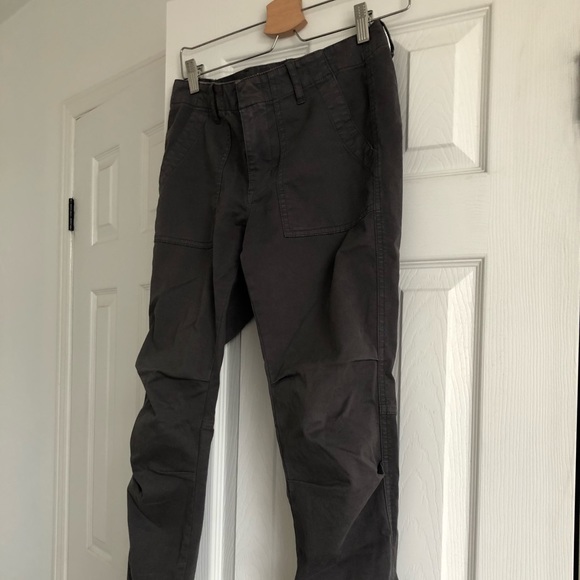 Aritzia Joggers - Picture 3 of 4